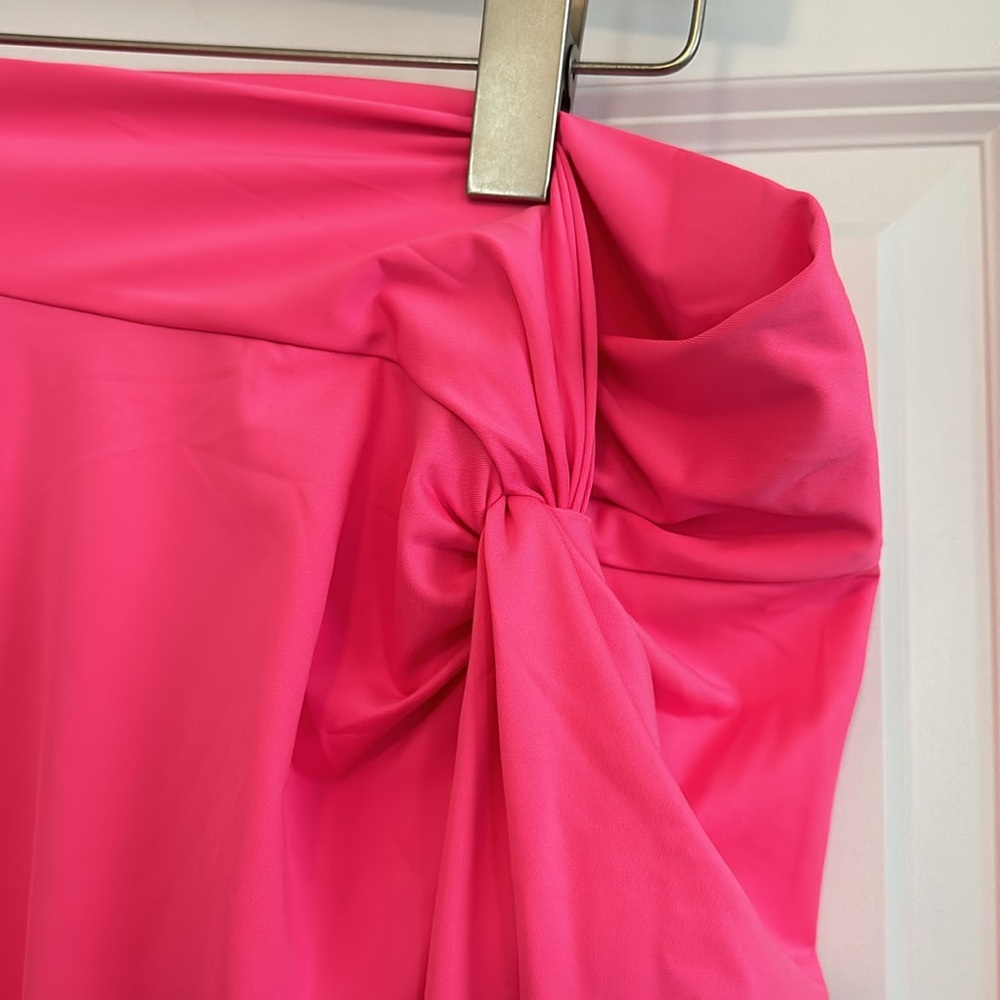NWT Lilly Pulitzer Vibrant Pink Leevy coverup with Ruffle Accents - Picture 7 of 11